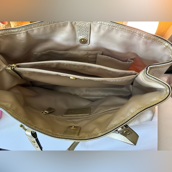Coach Penelope Signature Cream/Gold Tote‎ Bag - Picture 9 of 10